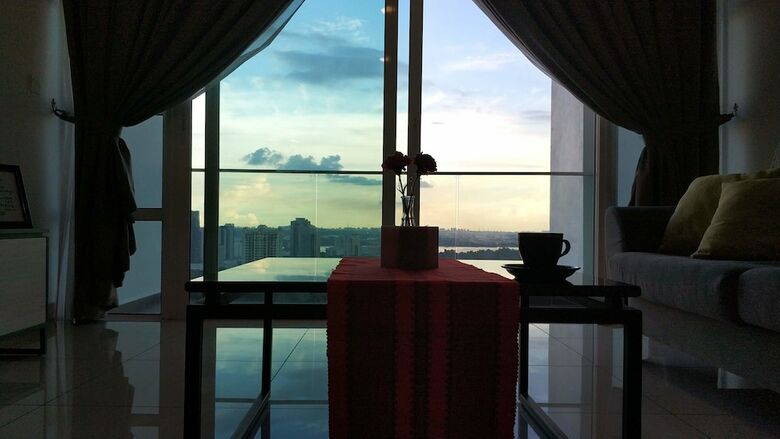 Ais-kacang Sweet Home Luxury Apartments