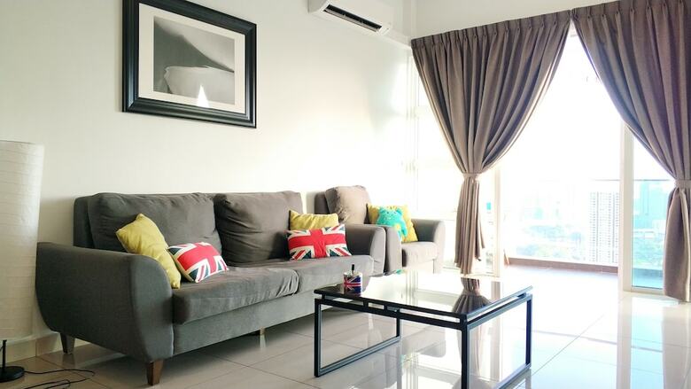 Ais-kacang Sweet Home Luxury Apartments