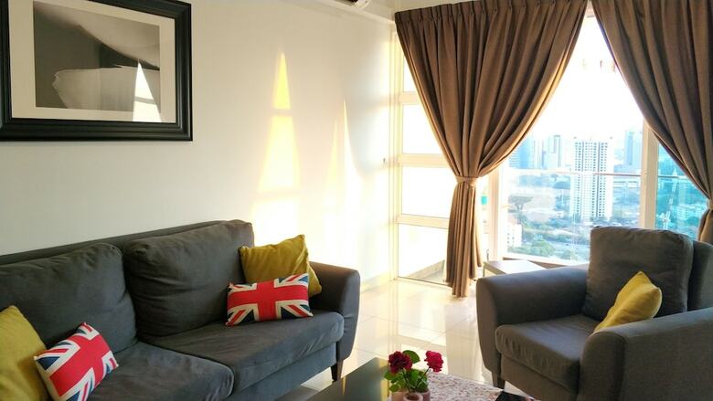 Ais-kacang Sweet Home Luxury Apartments