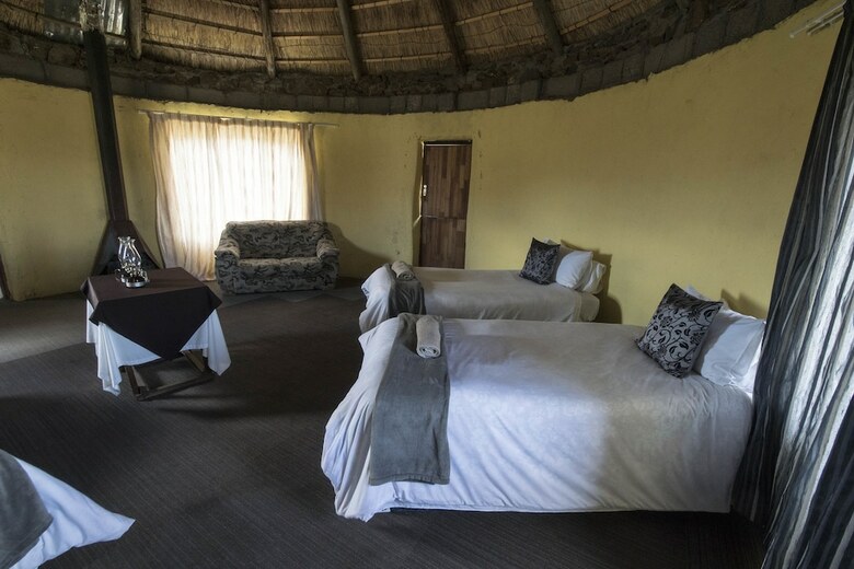Hotel Sani Stone Lodge