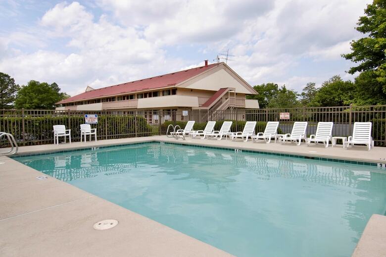 Hotel Red Roof Inn Virginia Beach