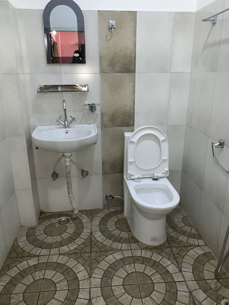 Hostal Mount Blue Tourist Hostel