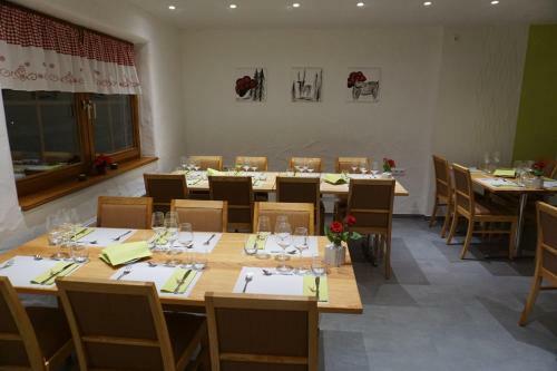 Hotel Pension Gasthaus Zur Schmiede