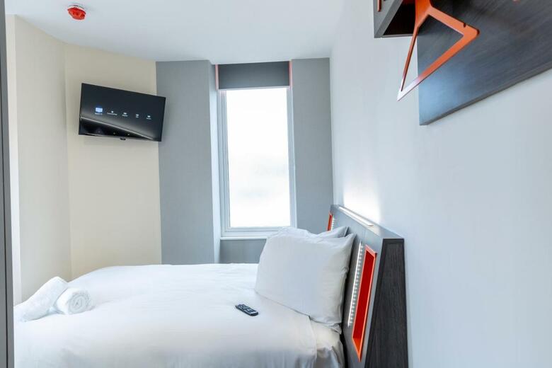Easyhotel Reading