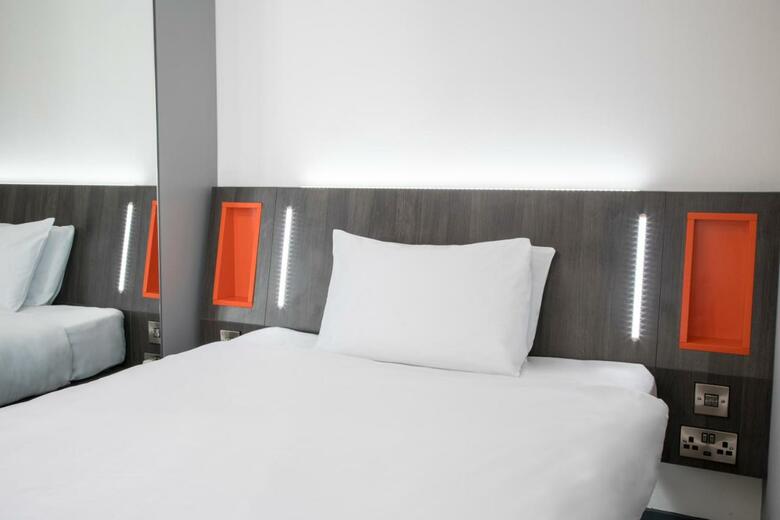 Easyhotel Reading