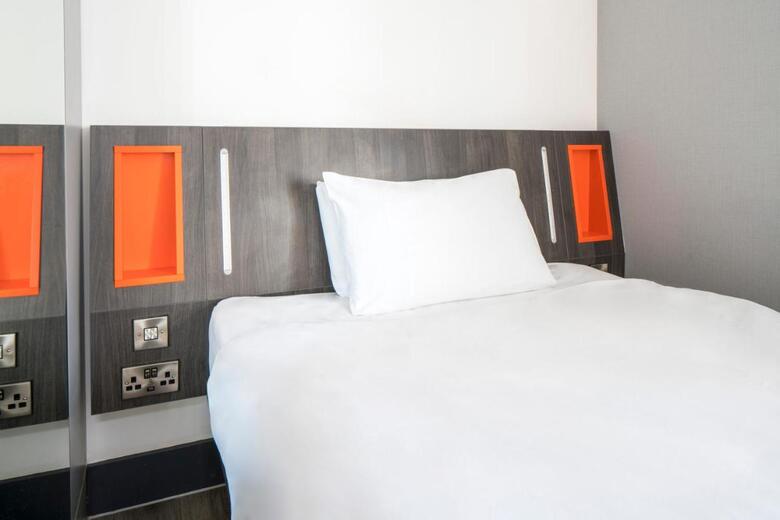 Easyhotel Reading