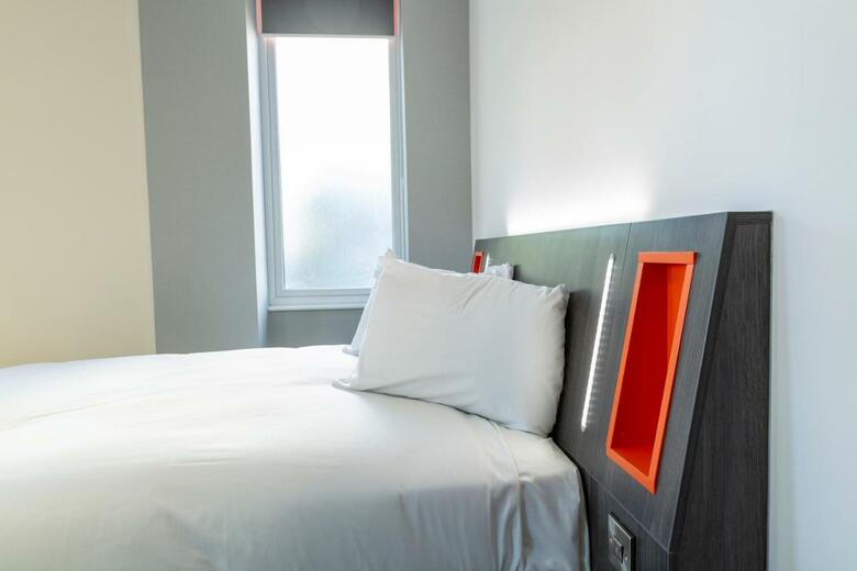 Easyhotel Reading