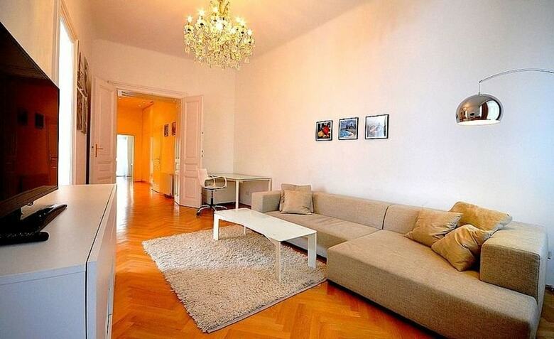 Vienna Residence Spacious &amp; Tasteful Apartment In The 3rd District