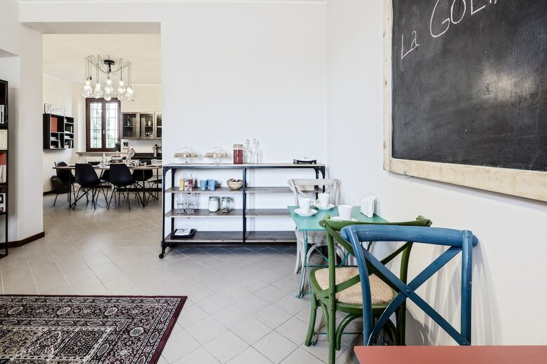 Hostal Ostello La Goliarda