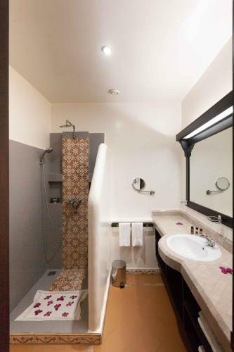 Borjs Hotel Suites & Spa