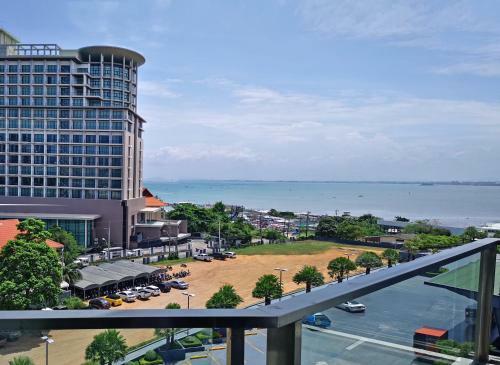 Hotel Tsix5 Quarter
