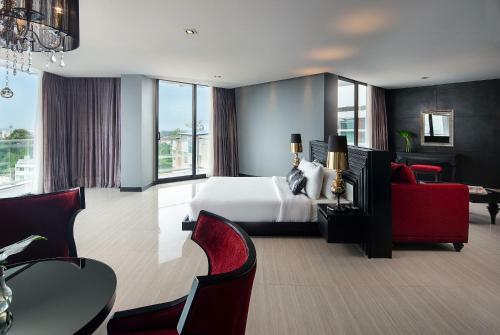 Hotel Tsix5 Quarter