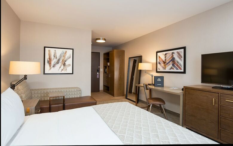Hotel Pomeroy Inn & Suites Prince George