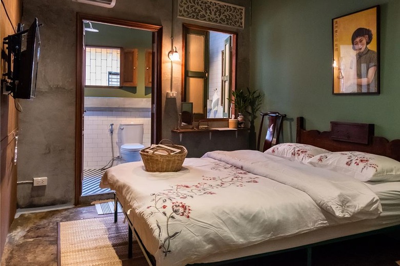 Hostal Live Local