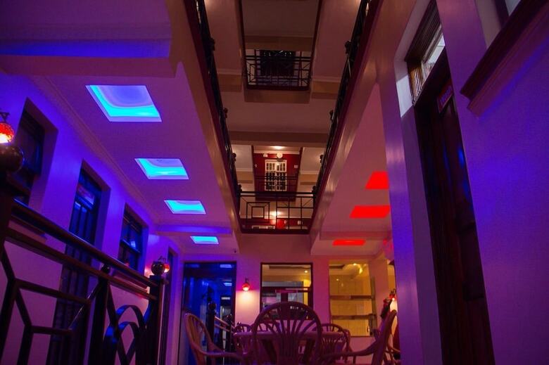 Hotel Enkeleshe