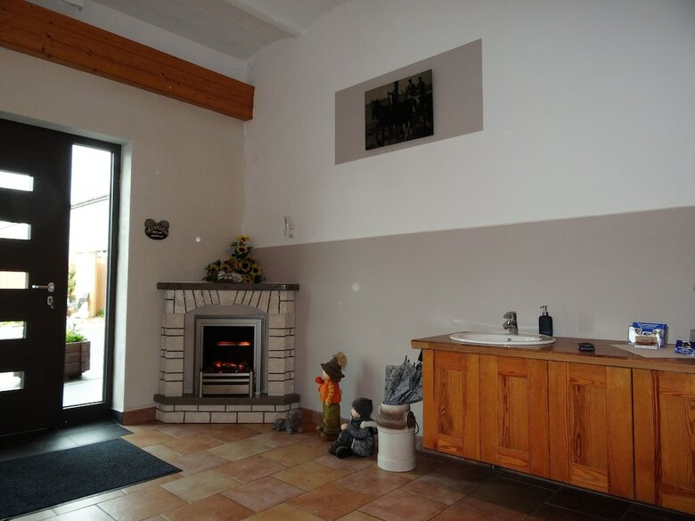 Apartment Garten - Near The Airport