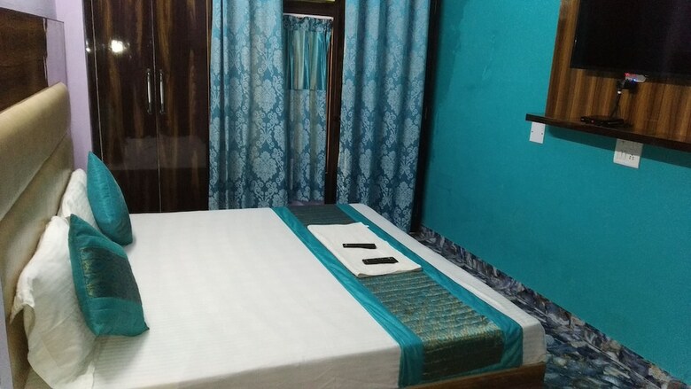 Hotel Jhanvi Palace