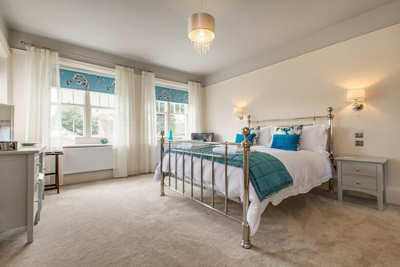 Bed & Breakfast Alton House