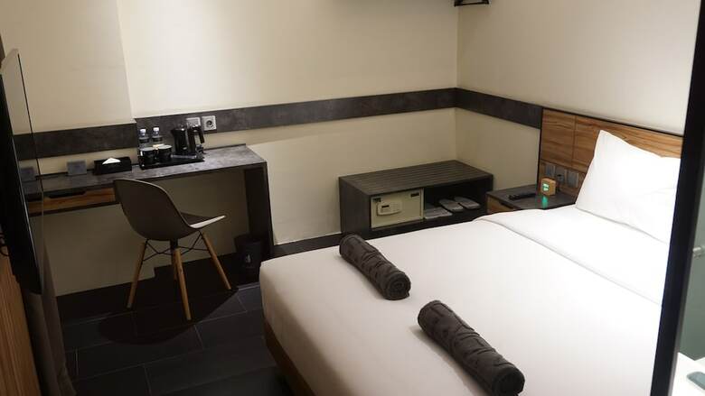 Erian Hotel