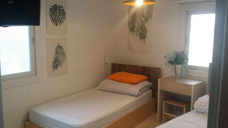 Hostal Lemon Tree Guesthouse 2 - Hostel