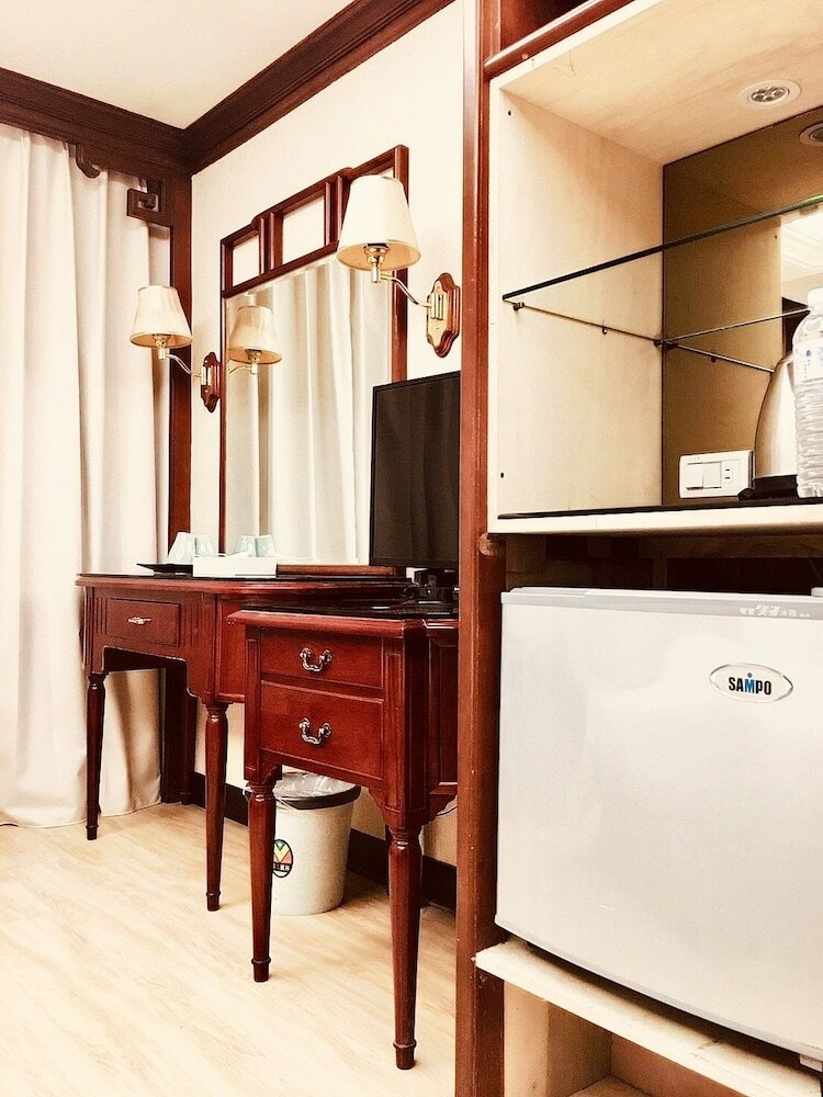 Daxin Hotel