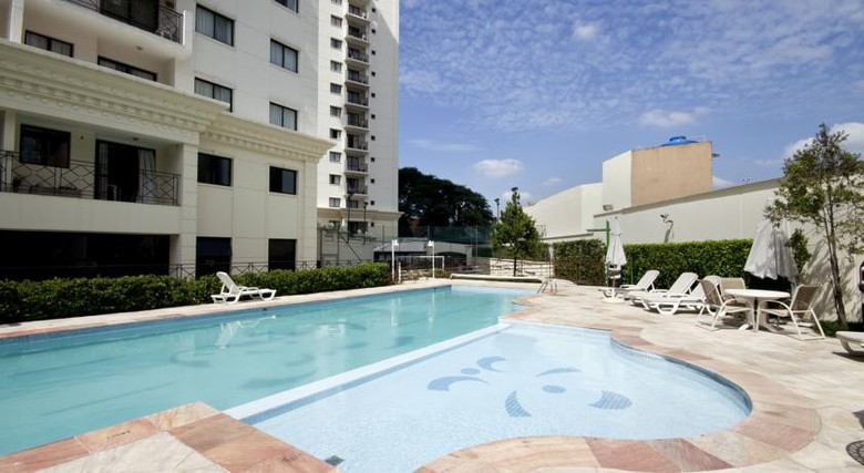 Hotel Quality Suites Vila Ol�mpia