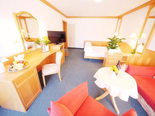 Posthotel Kreuz-post
