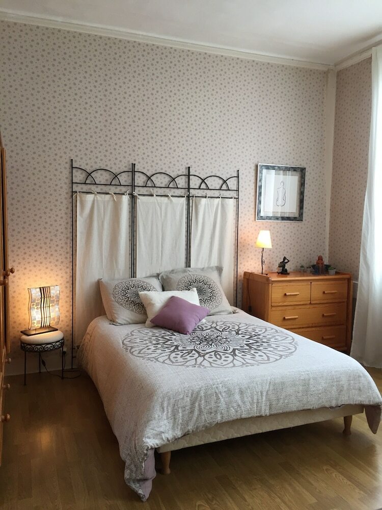 Hotel Chambre D'h�tes Au Coeur De Lisieux