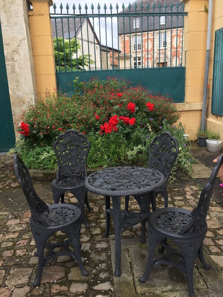 Hotel Chambre D'h�tes Au Coeur De Lisieux