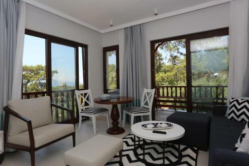 Alp Suites Pinehill