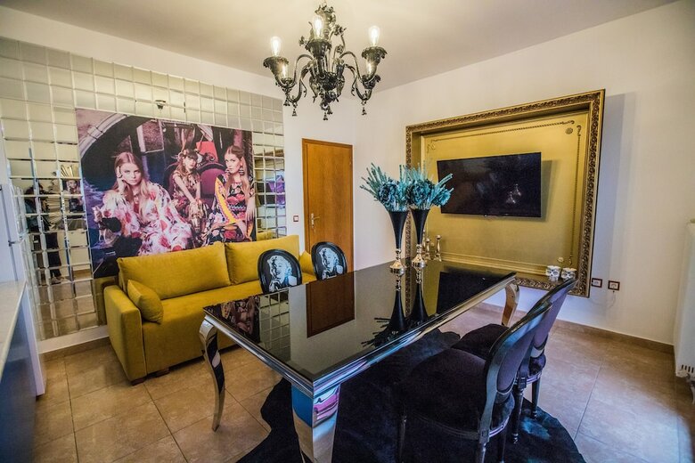 Apartamentos Luxury Suites