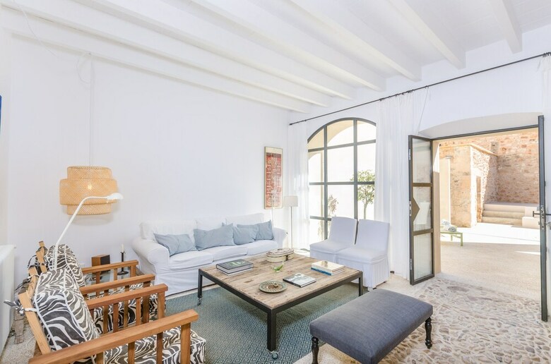 Villa Sananos