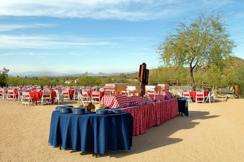 Hotel Pointe Hilton Tapatio Cliffs Resort
