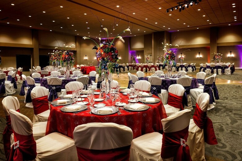 Hotel Pointe Hilton Tapatio Cliffs Resort