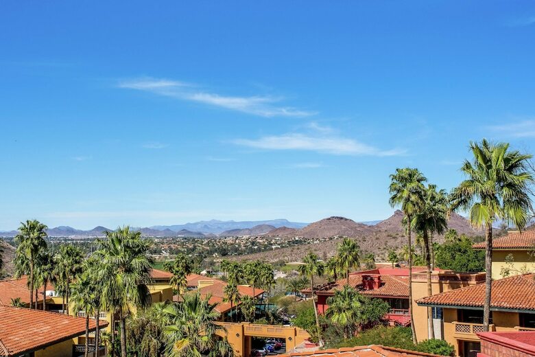 Hotel Pointe Hilton Tapatio Cliffs Resort
