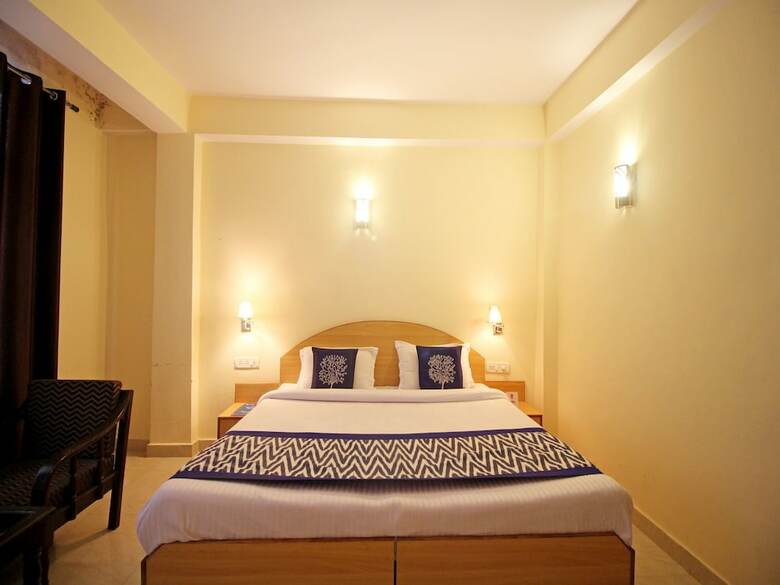 Oyo 14958 Hotel Purnima