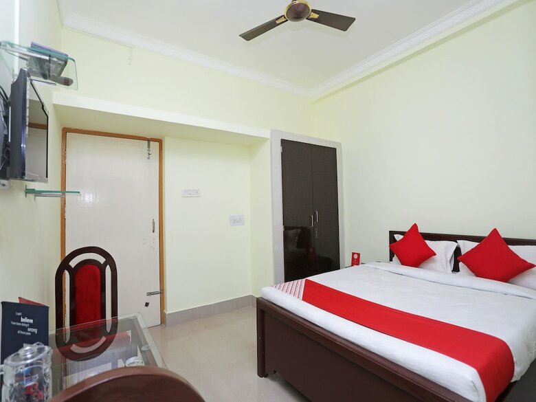 Hotel Oyo 13859 Soveet Residency