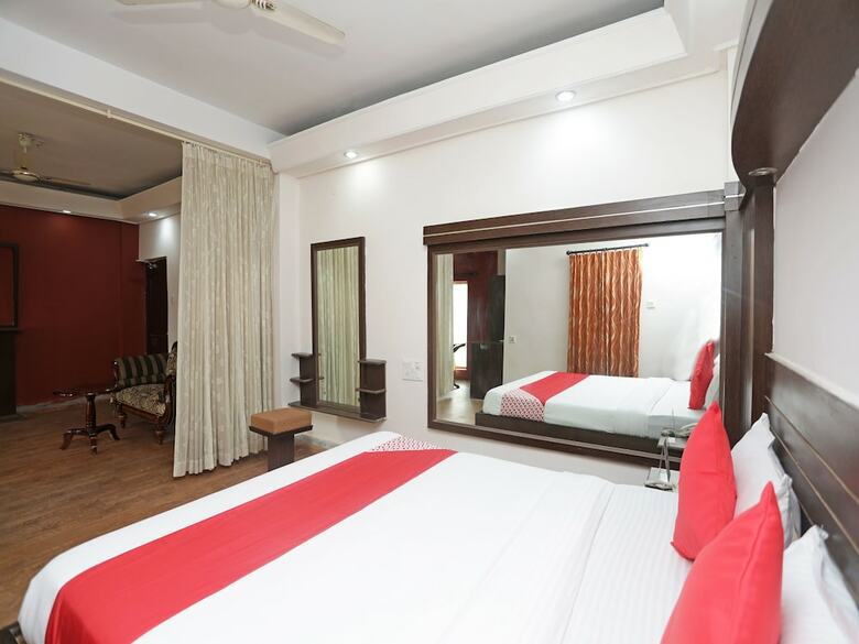 Hotel Oyo 3072 Royal Villa