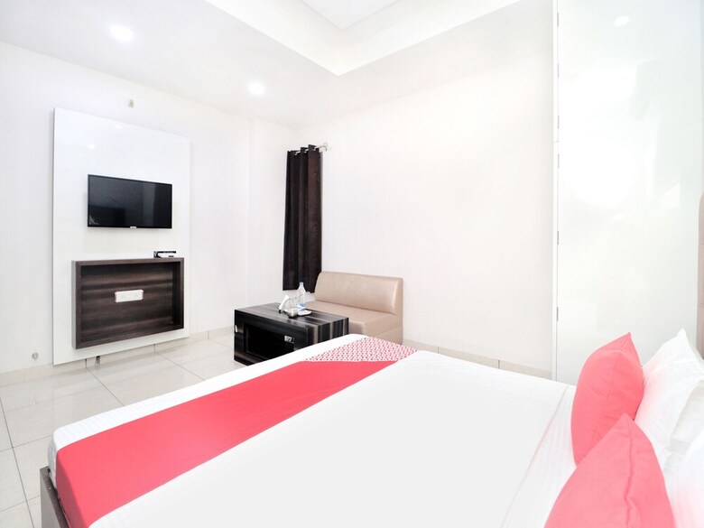 Oyo 15005 Hotel K-homes