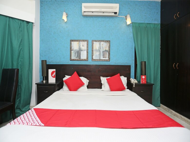 Oyo 15401 Hotel Surana Palace