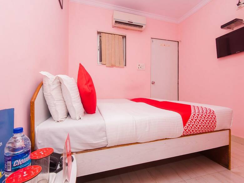 Oyo 13471 Hotel Homestay
