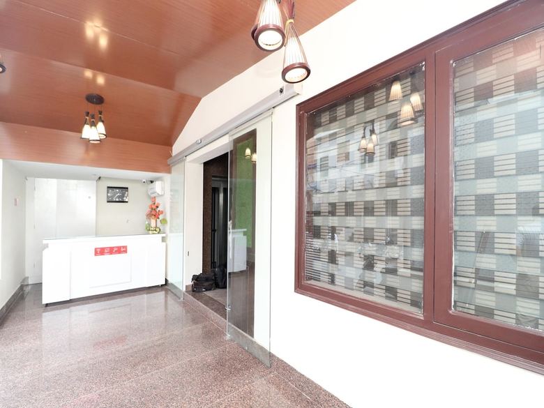 Oyo 15890 Hotel Sunciti Extension