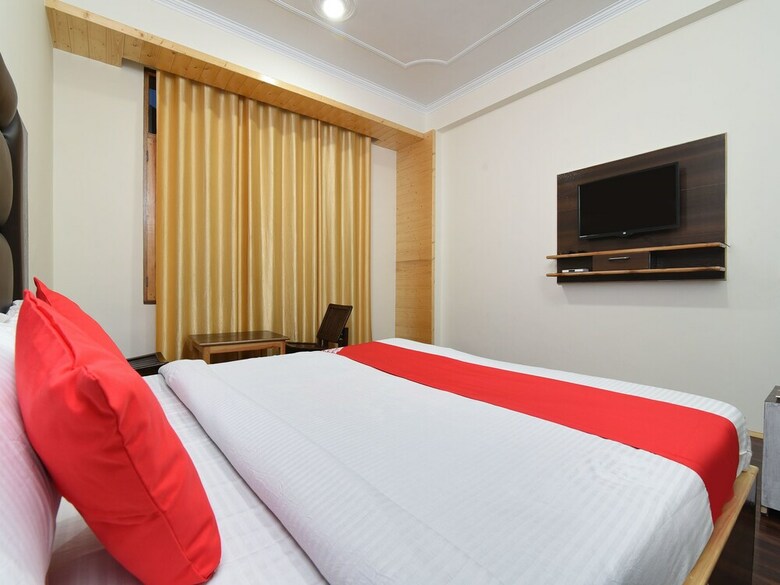 Oyo 15699 Hotel Conifer
