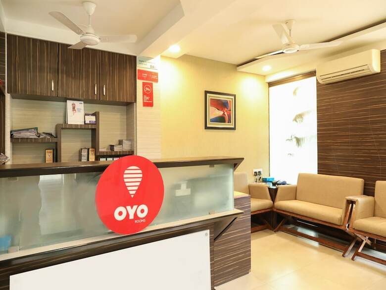 Hotel Oyo 4264 Jog Centre