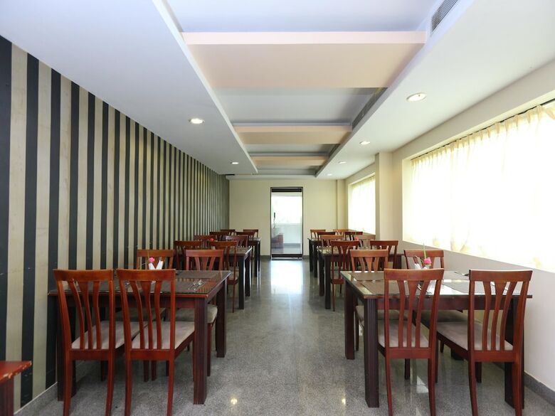Oyo 15925 Tommaso Hotels And Resorts