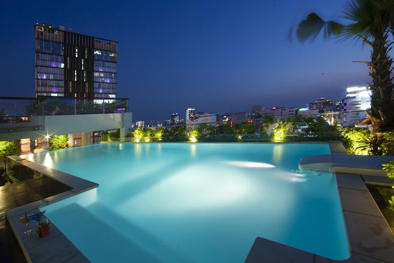 Alagon Central Hotel & Spa