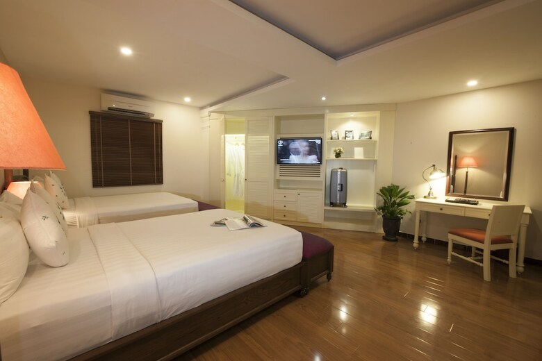 Alagon Central Hotel & Spa