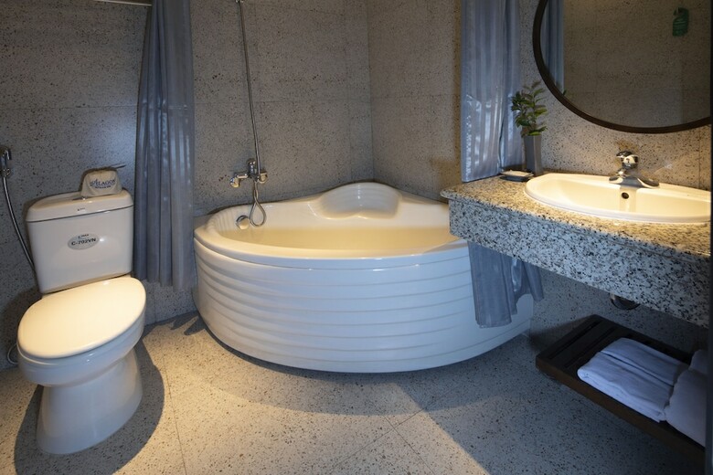Alagon Central Hotel & Spa