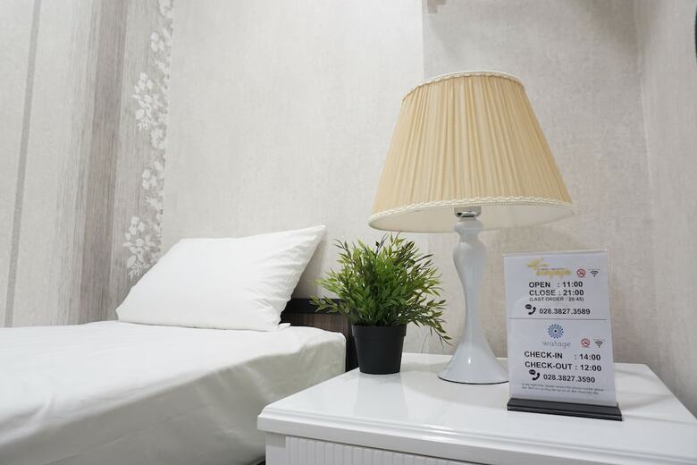 Hostal Watage