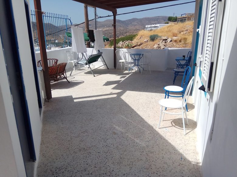 Hotel Grandma Vasiliki Rooms To Let